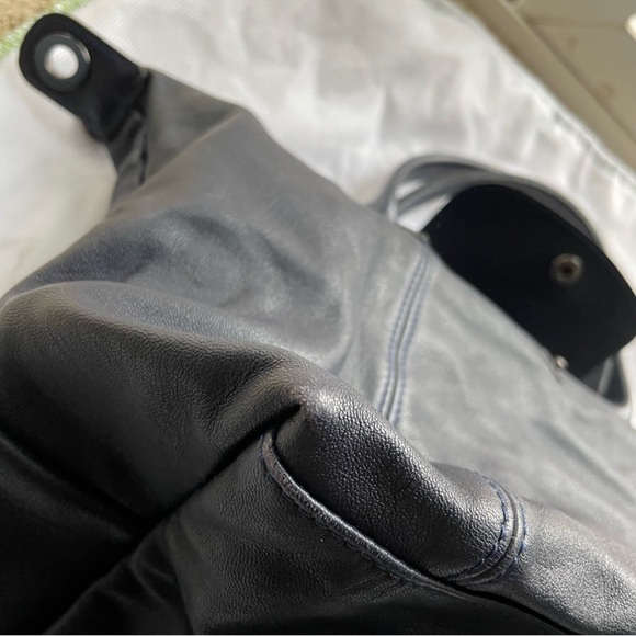 Dark Navy Blue Longchamp Le Pliage cuir - Picture 9 of 12